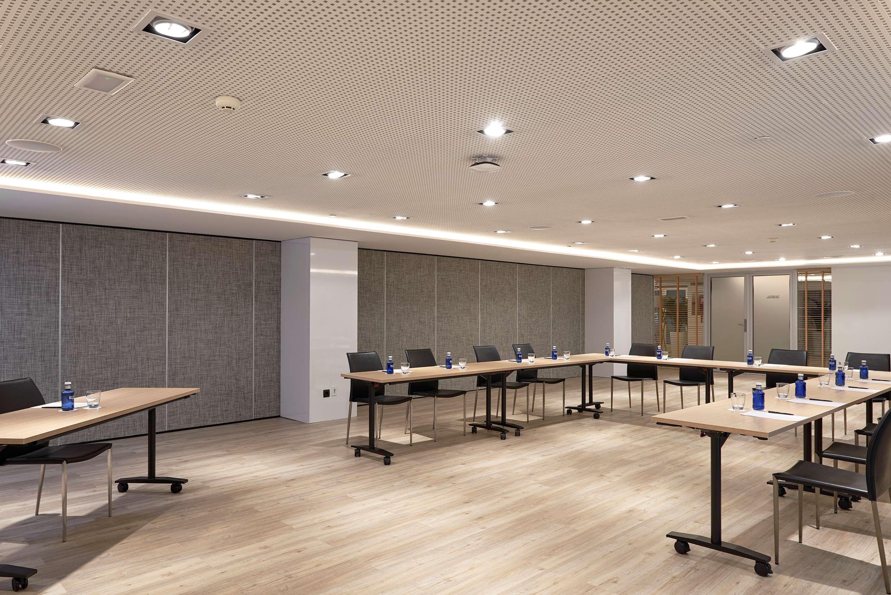 Innside By Melia Palma Bosque Esterno foto Meeting room