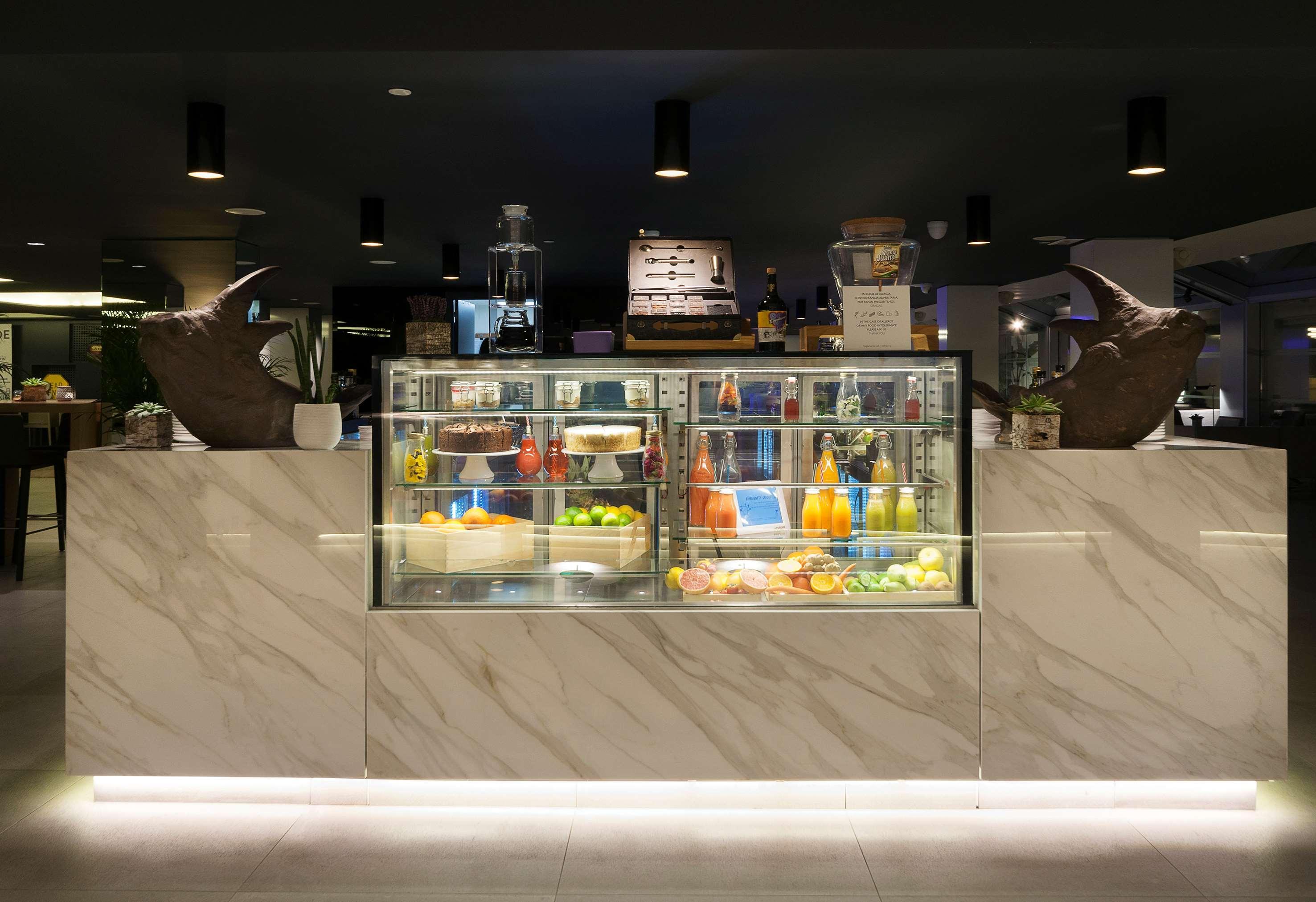 Innside By Melia Palma Bosque Esterno foto The reception of the hotel