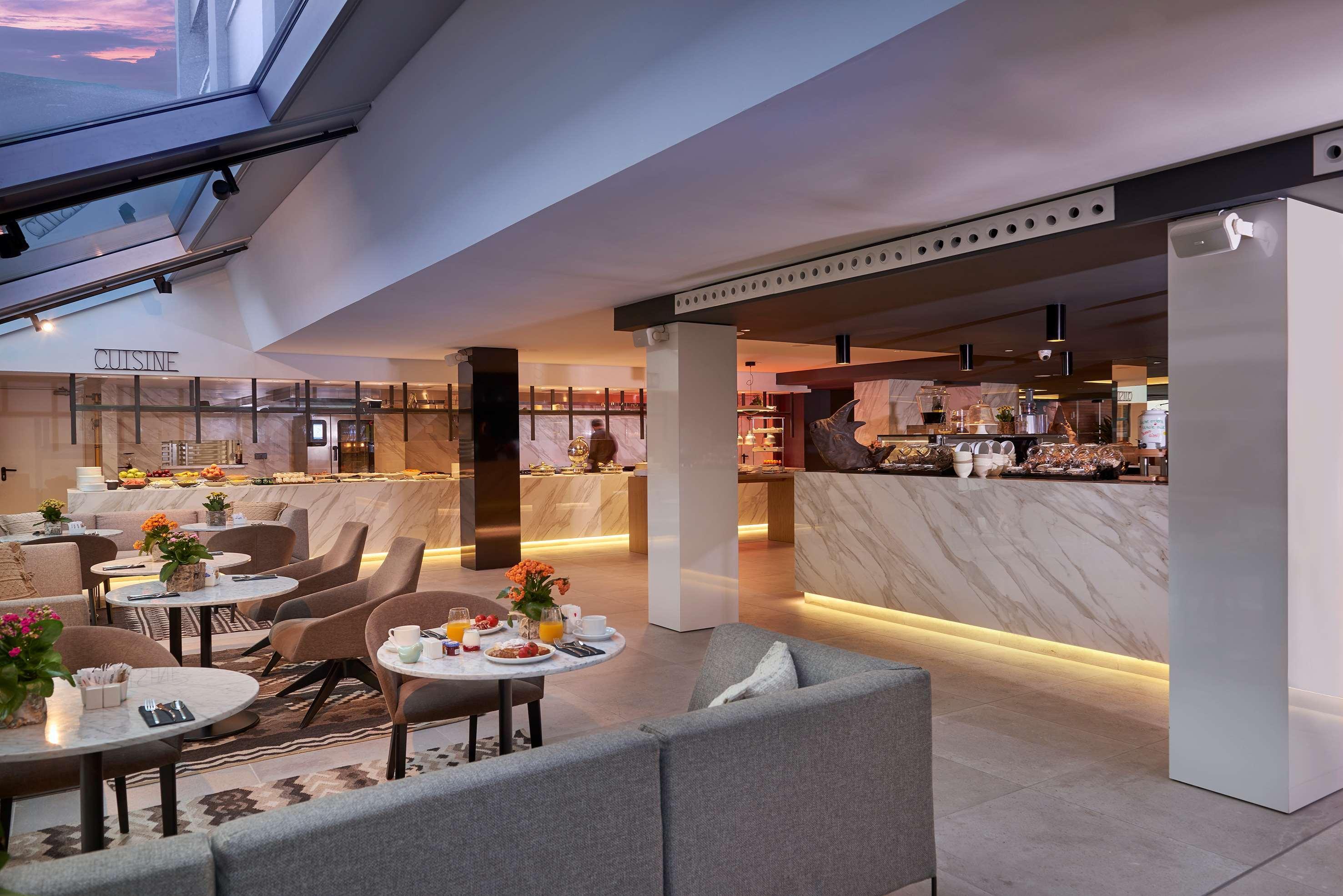 Innside By Melia Palma Bosque Esterno foto The hotel's breakfast buffet