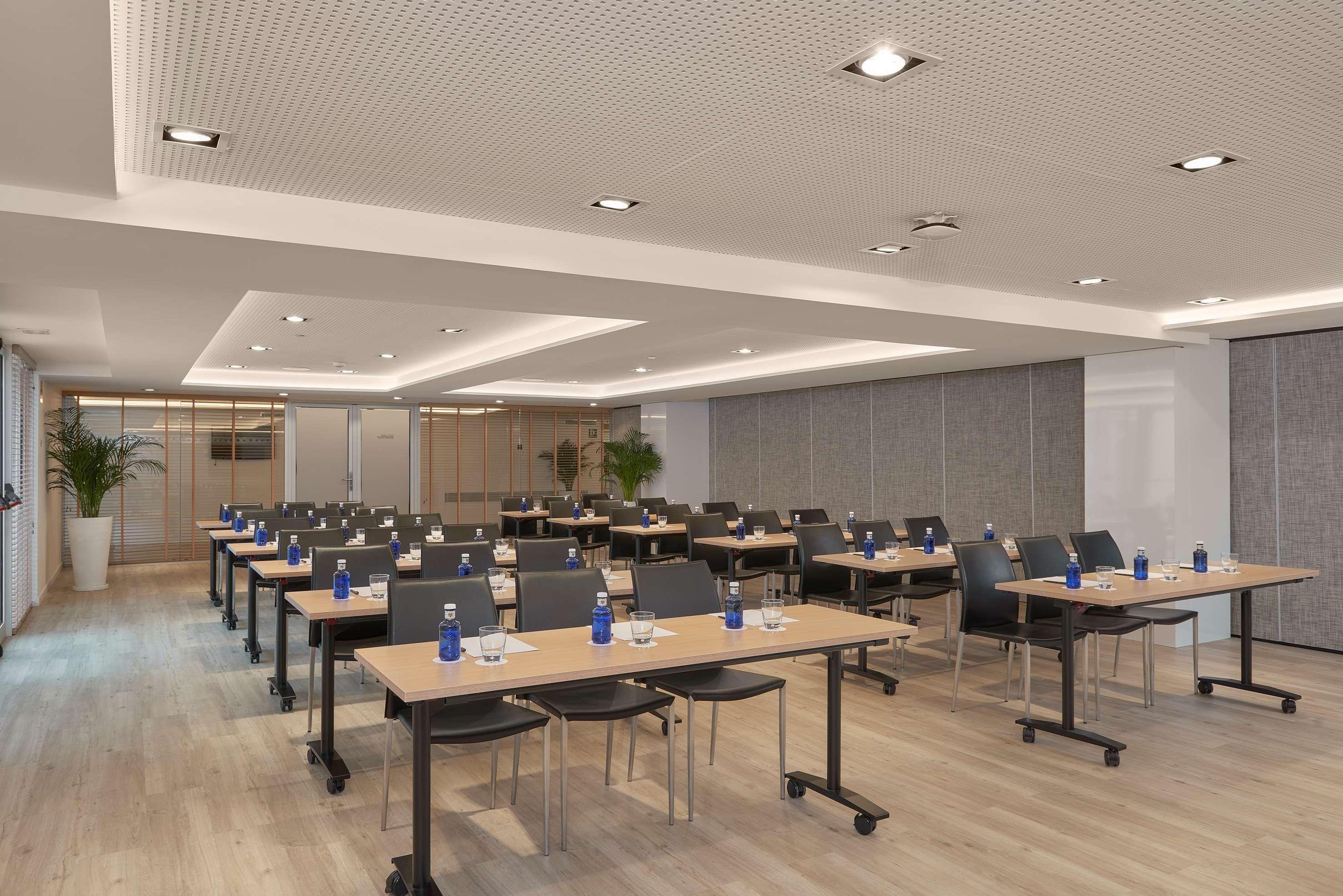 Innside By Melia Palma Bosque Esterno foto Meeting room